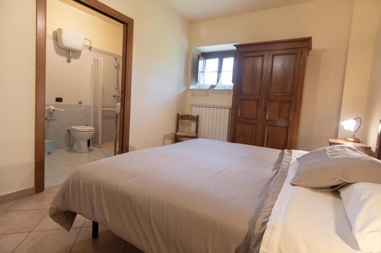 אסיסי Residenza Il Falchetto מראה חיצוני תמונה