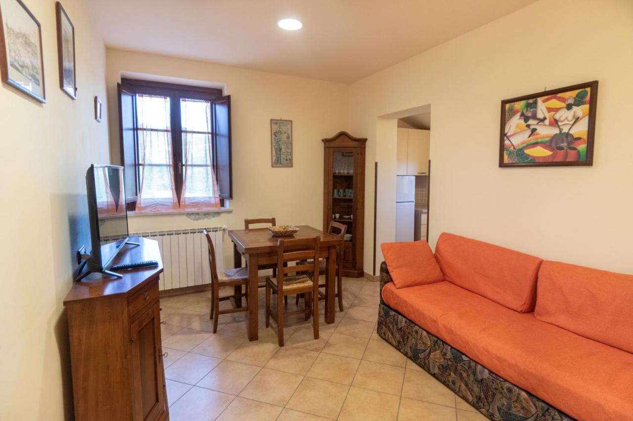 אסיסי Residenza Il Falchetto מראה חיצוני תמונה