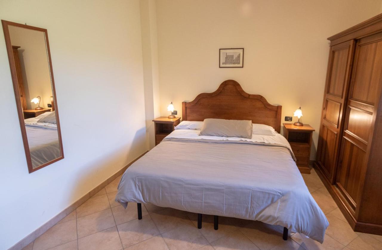 אסיסי Residenza Il Falchetto מראה חיצוני תמונה
