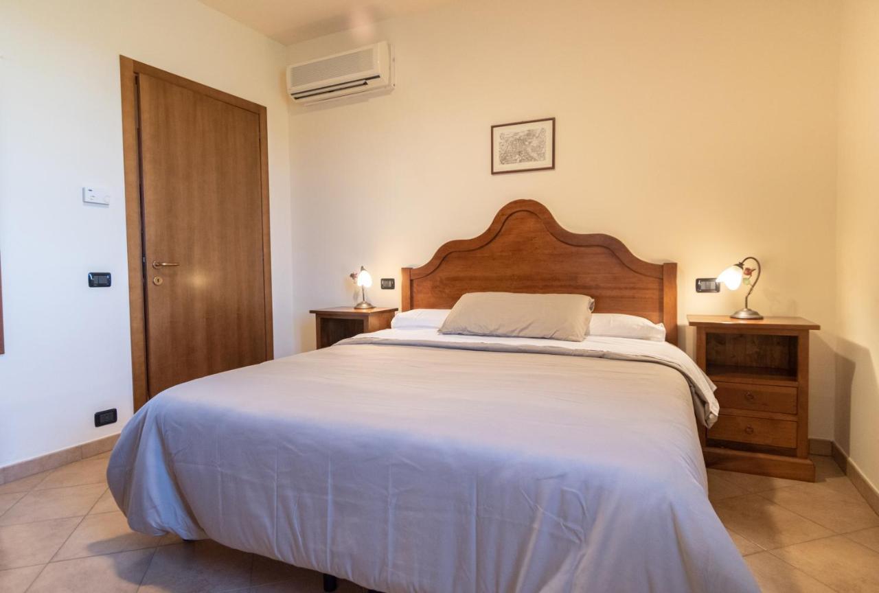 אסיסי Residenza Il Falchetto מראה חיצוני תמונה