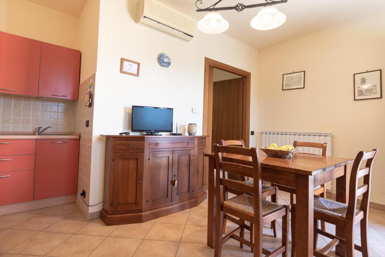 אסיסי Residenza Il Falchetto מראה חיצוני תמונה