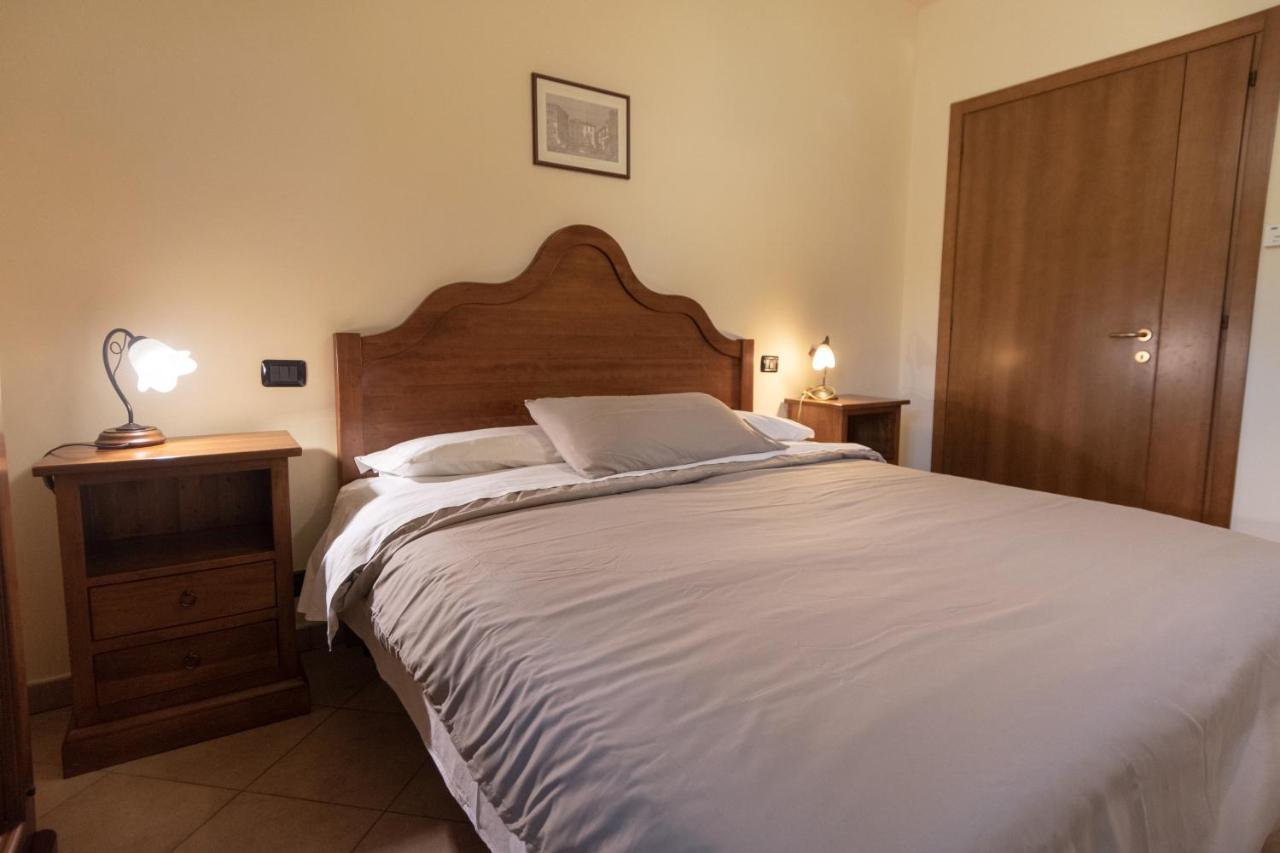 אסיסי Residenza Il Falchetto מראה חיצוני תמונה