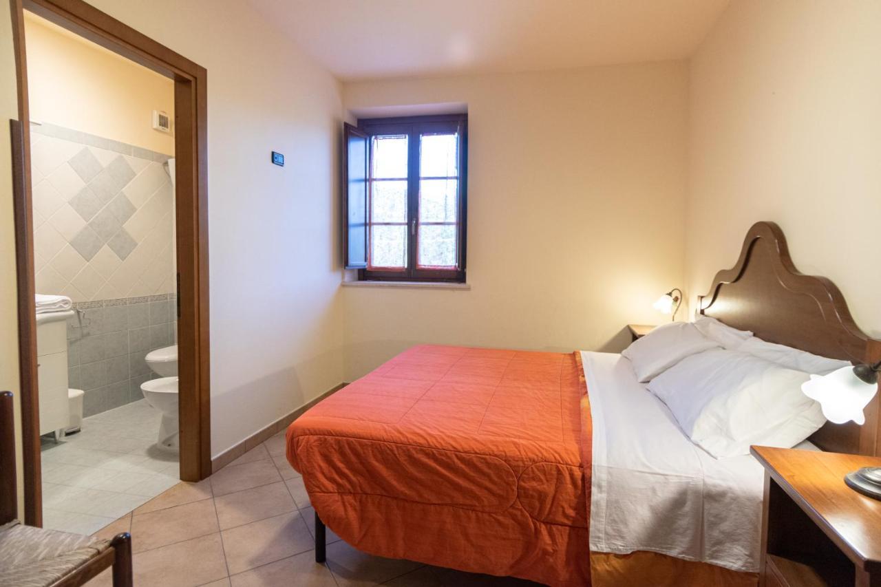 אסיסי Residenza Il Falchetto מראה חיצוני תמונה