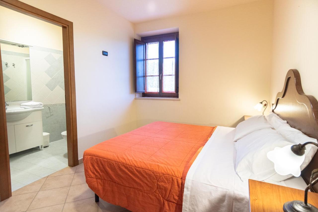 אסיסי Residenza Il Falchetto מראה חיצוני תמונה