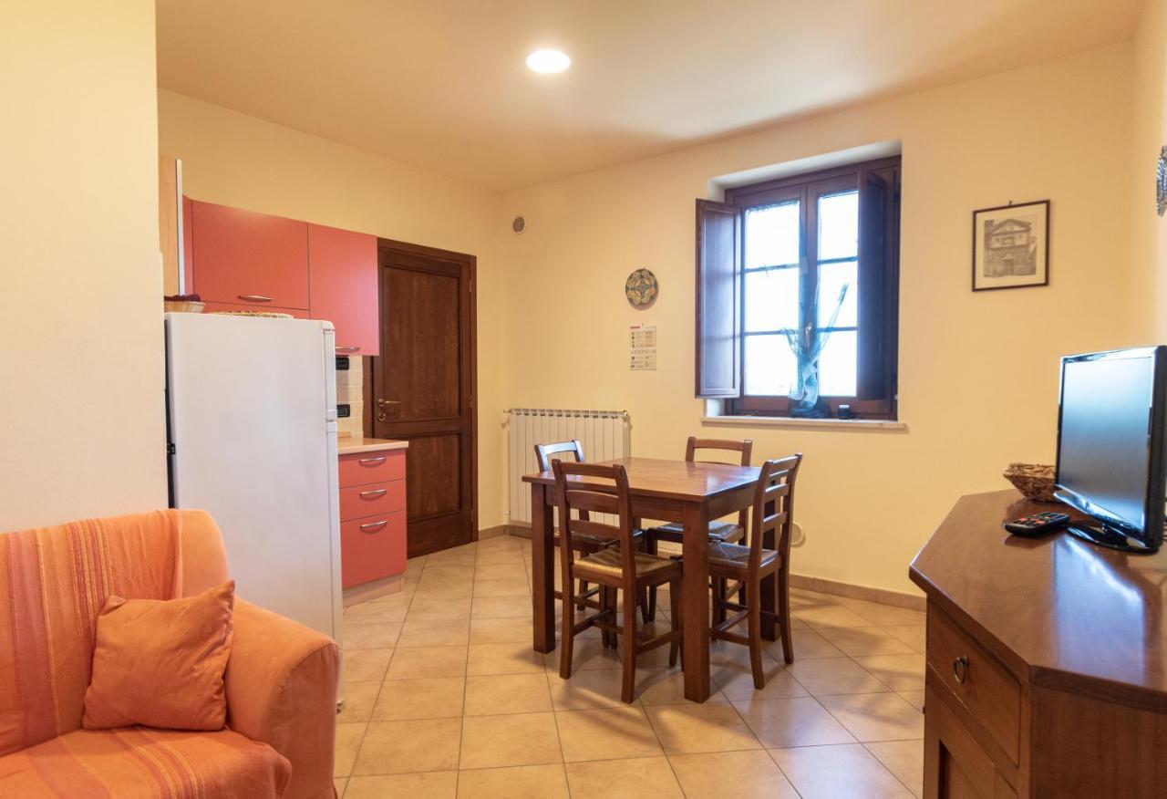 אסיסי Residenza Il Falchetto מראה חיצוני תמונה
